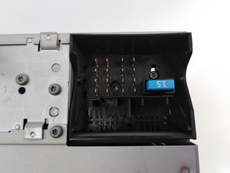 Recambio de sistema audio / radio cd para opel astra h berlina cosmo referencia OEM IAM 13190856  E3-A5-33-3