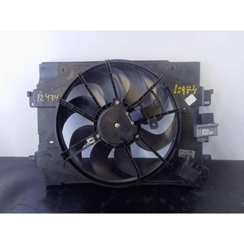Recambio de electroventilador para renault clio iv dynamique referencia OEM IAM 214816812R  P2-B9-13