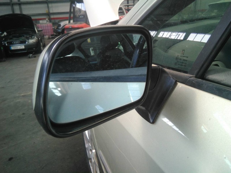 Recambio de retrovisor izquierdo electrico para peugeot 407 2.0 16v hdi fap cat (rhr / dw10bted4) referencia OEM IAM   