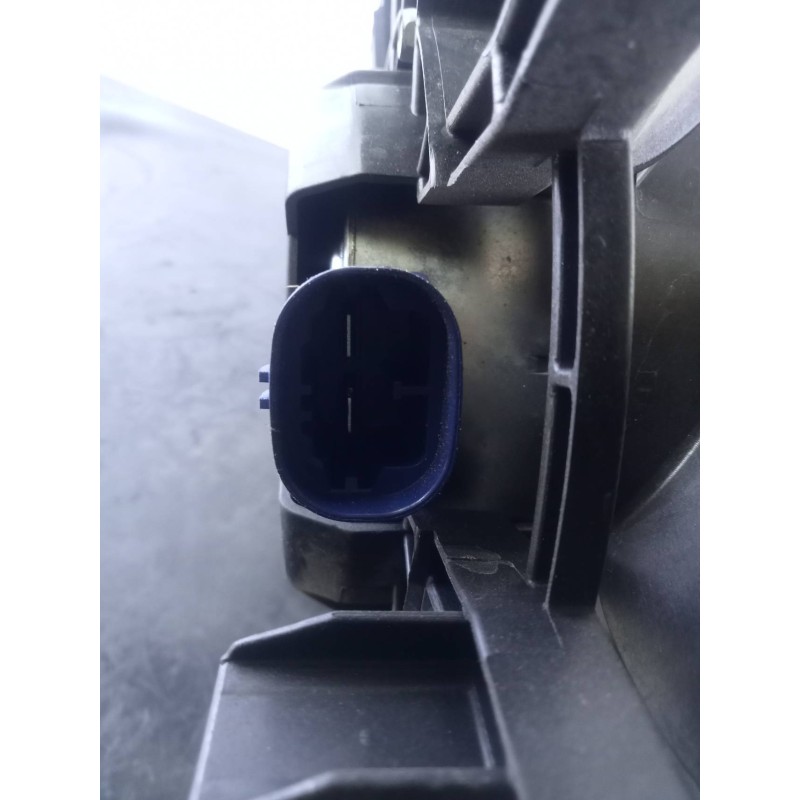 Recambio de electroventilador para renault clio iv dynamique referencia OEM IAM 214816812R  P2-B9-13