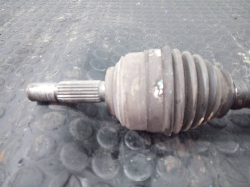 Recambio de transmision delantera izquierda para dacia sandero laureate referencia OEM IAM   P1-B6-29