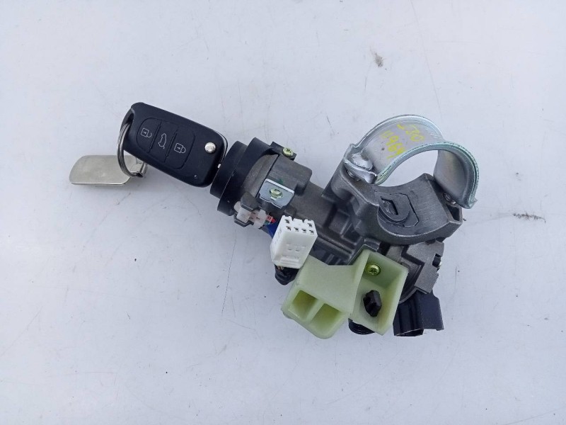 Recambio de antirrobo para hyundai i30 (gd) trend referencia OEM IAM   E3-A3-54-4