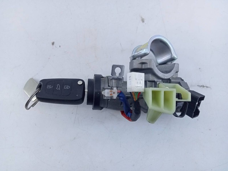 Recambio de antirrobo para hyundai i30 (gd) trend referencia OEM IAM   E3-A3-54-4