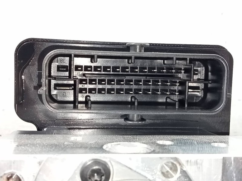 Recambio de abs para hyundai i20 essence referencia OEM IAM 58910Q0200 Q058920500 P3-A8-28-2