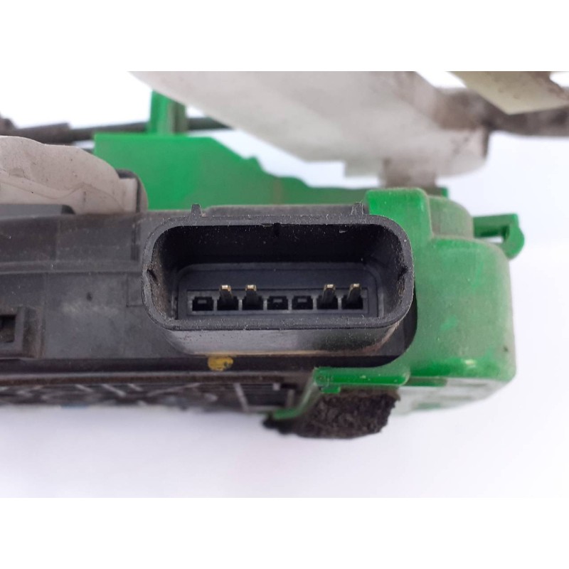 Recambio de cerradura puerta trasera derecha para hyundai i40 style referencia OEM IAM 814203Z000  E2-B5-4-1