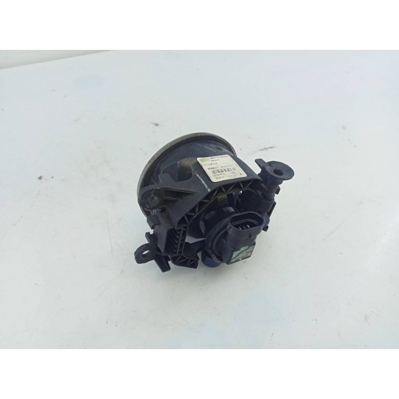 Recambio de faro antiniebla derecho para renault clio iv dynamique referencia OEM IAM 261500097R  E1-A1-39-1