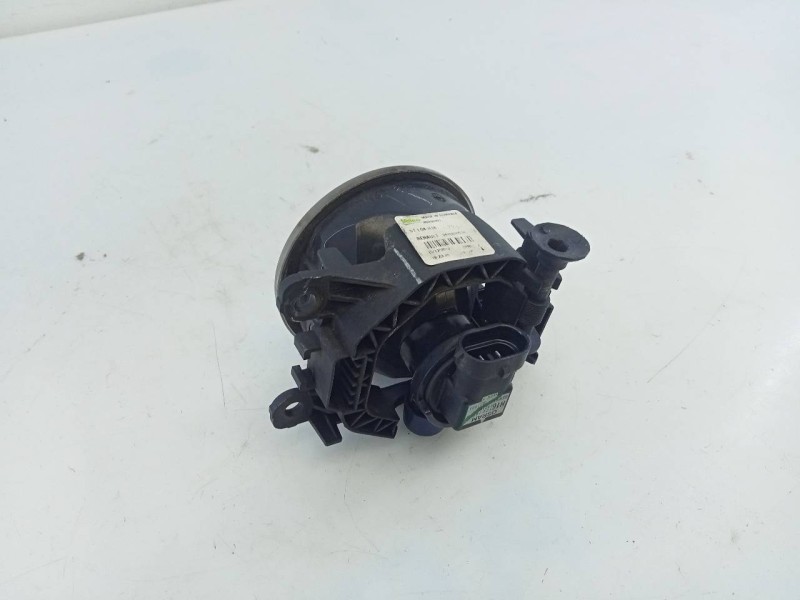 Recambio de faro antiniebla derecho para renault clio iv dynamique referencia OEM IAM 261500097R  E1-A1-39-1