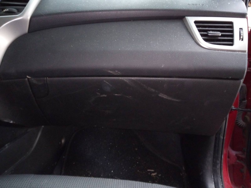 Recambio de guantera para hyundai i30 (gd) trend referencia OEM IAM   