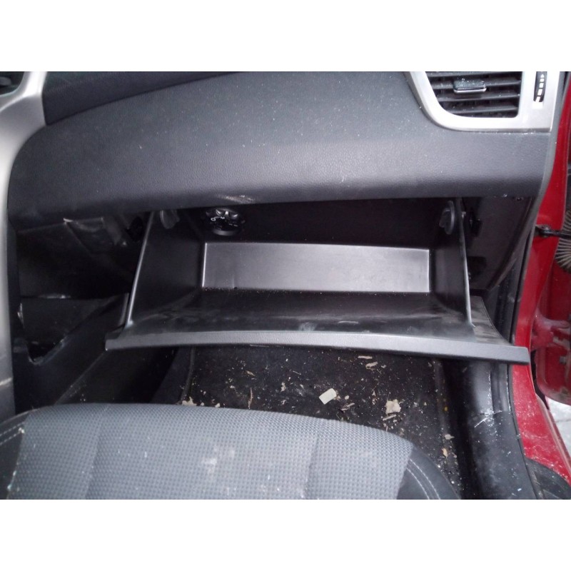 Recambio de guantera para hyundai i30 (gd) trend referencia OEM IAM   