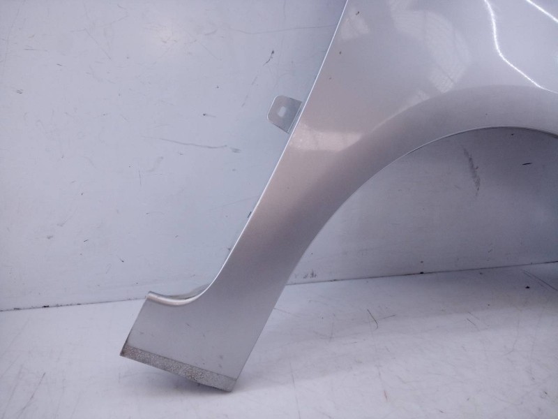 Recambio de aleta delantera derecha para citroën c4 picasso exclusive referencia OEM IAM   E4-A3-5