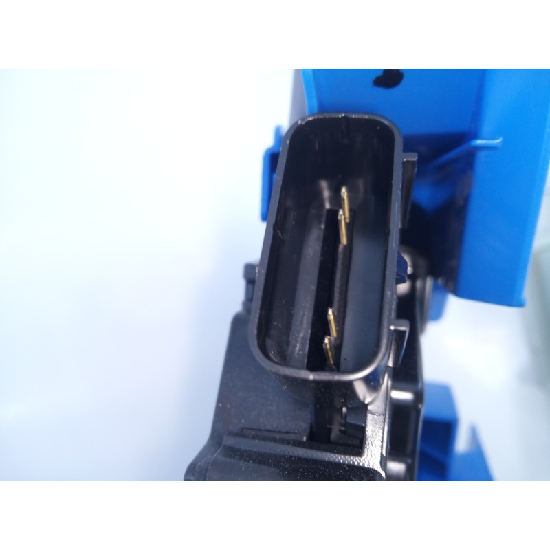 Recambio de cerradura puerta delantera izquierda para hyundai i20 essence referencia OEM IAM 81310Q0000  E2-B5-61-2