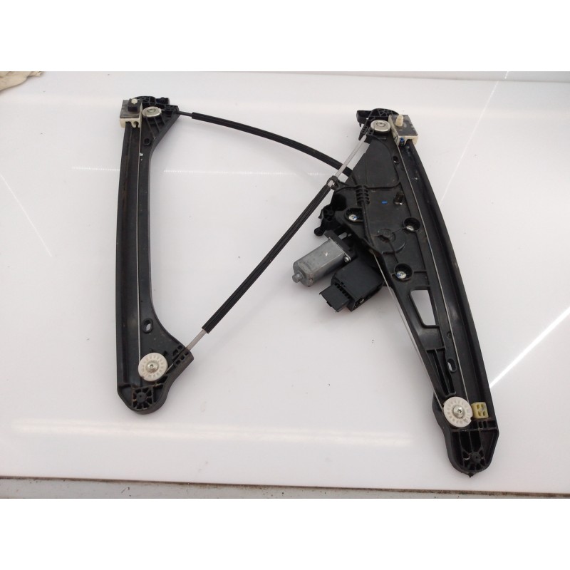 Recambio de elevalunas delantero derecho para opel grandland x excellence referencia OEM IAM 9815404080  E1-B3-31-1