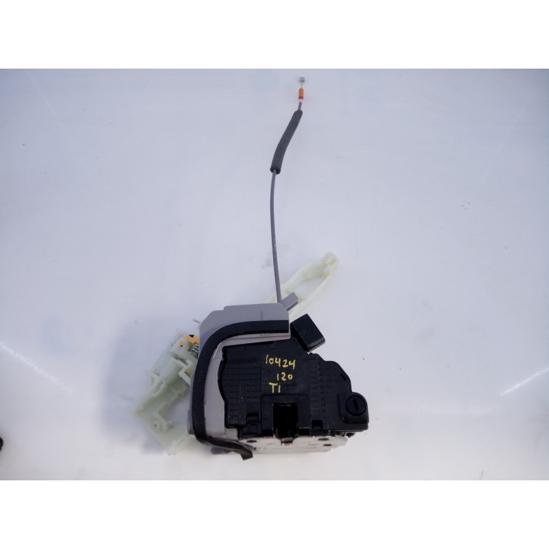 Recambio de cerradura puerta trasera izquierda para hyundai i20 essence referencia OEM IAM 81410Q0000  E2-B5-61-2