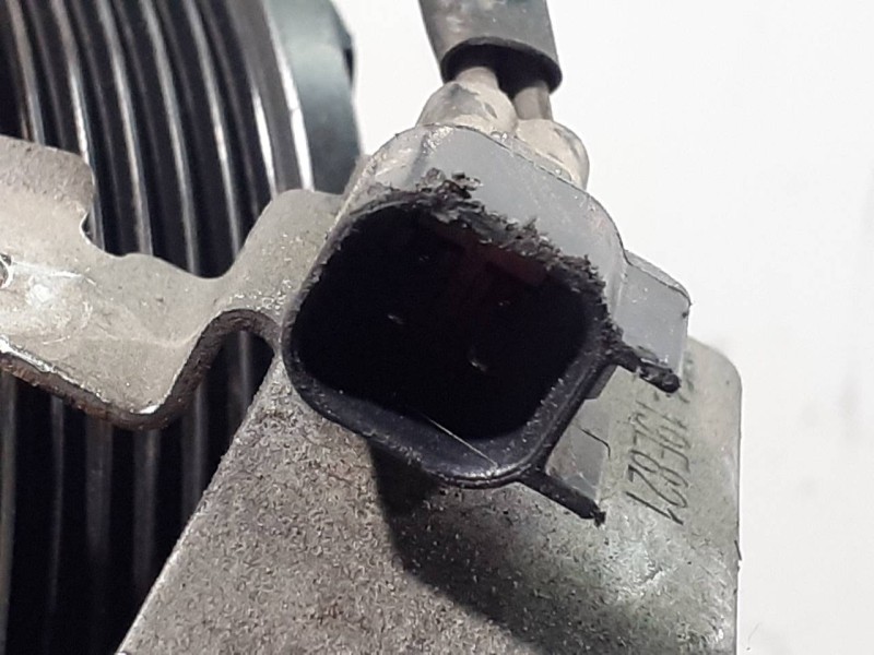 Recambio de compresor aire acondicionado para ford fiesta (cb1) trend referencia OEM IAM 8V5119D629DF  P3-A2-7-3