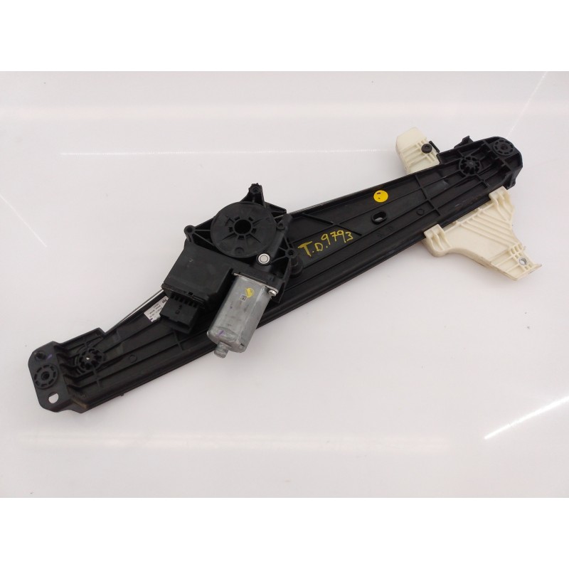 Recambio de elevalunas trasero derecho para opel grandland x excellence referencia OEM IAM 9815403780  E1-B3-31-1