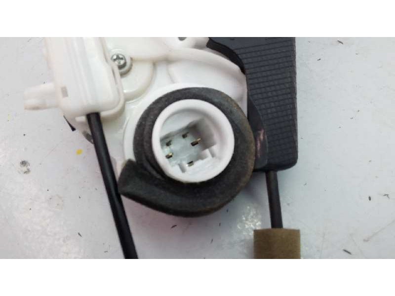 Recambio de cerradura puerta trasera izquierda para honda cr-v luxury 4x4 referencia OEM IAM M11LASA047027  E2-A2-43-2