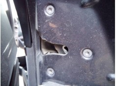 CERRADURA PUERTA TRASERA DERECHA 