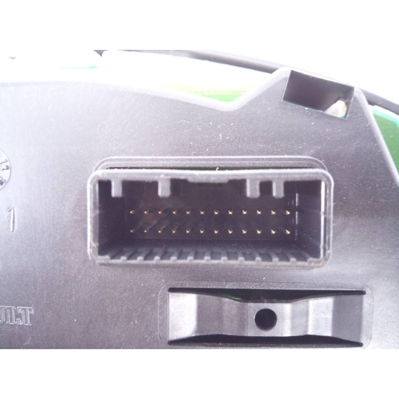 Recambio de cuadro instrumentos para dacia sandero stepway comfort referencia OEM IAM 248104821R  E2-A1-23-7