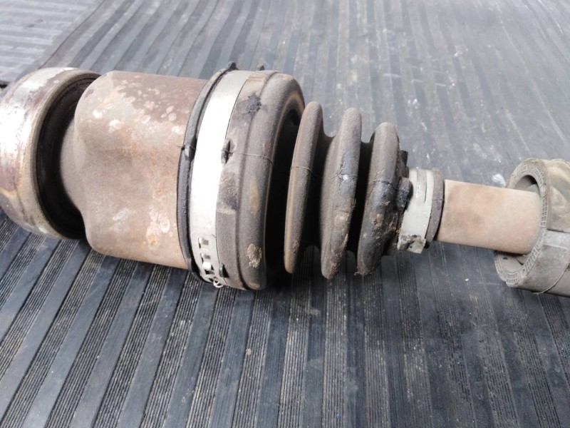 Recambio de transmision delantera derecha para ford fiesta (cb1) trend referencia OEM IAM 8V513B436HB  P1-B6-14