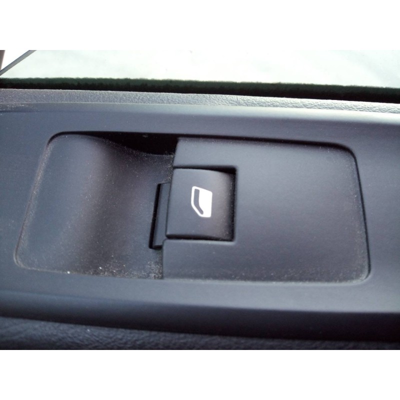 Recambio de mando elevalunas delantero derecho para citroën c8 2.0 hdi 160 exclusive referencia OEM IAM   