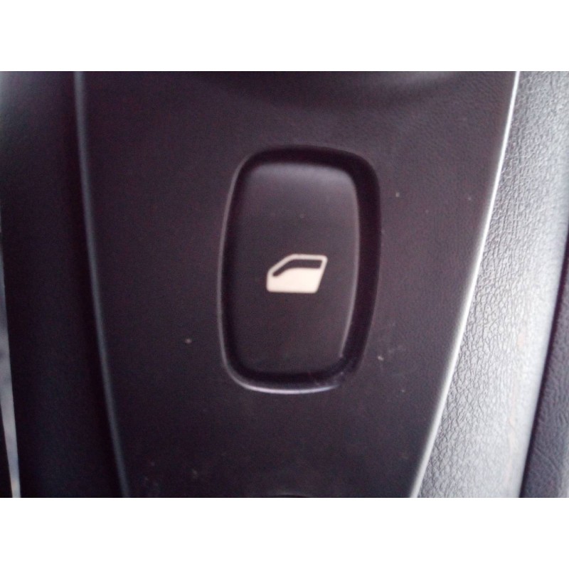 Recambio de mando elevalunas trasero derecho para citroën c8 2.0 hdi 160 exclusive referencia OEM IAM   