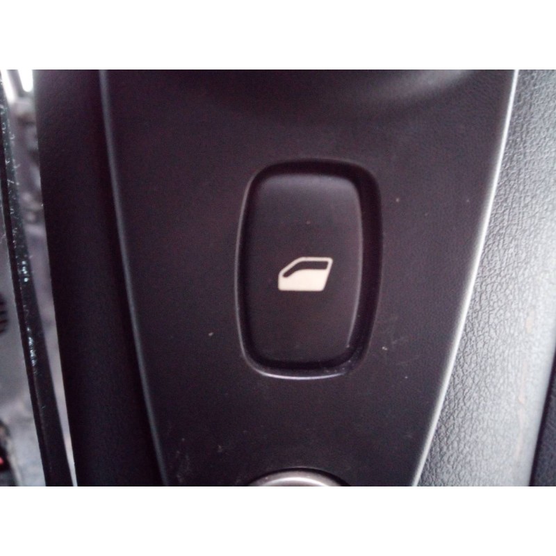 Recambio de mando elevalunas trasero izquierdo para citroën c8 2.0 hdi 160 exclusive referencia OEM IAM   