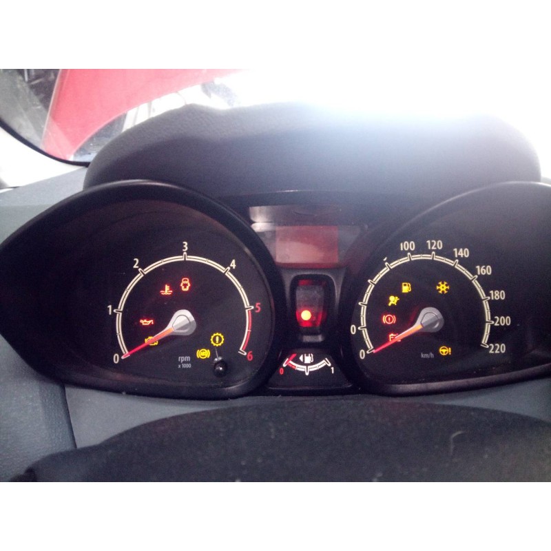 Recambio de cuadro instrumentos para ford fiesta (cb1) titanium referencia OEM IAM 8A6110849CD  E3-B3-31-1