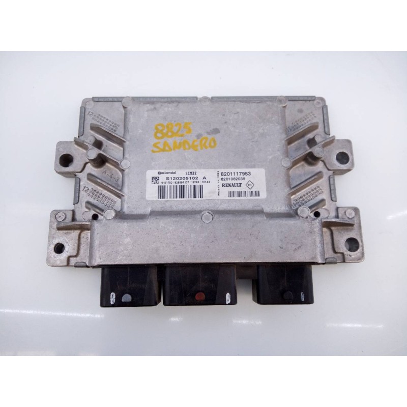 Recambio de centralita motor uce para dacia sandero laureate referencia OEM IAM 82001117953 8201082039 E2-A1-3-2