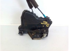 Recambio de cerradura puerta delantera derecha para toyota land cruiser (j12) 3.0 d4-d vxl referencia OEM IAM   E2-B4-5-2