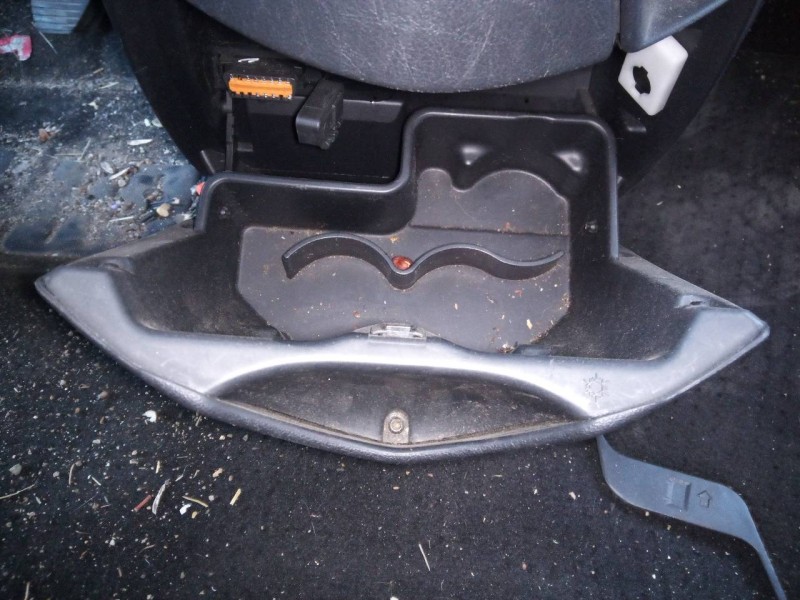 Recambio de guantera para citroën c8 2.0 hdi 160 exclusive referencia OEM IAM   