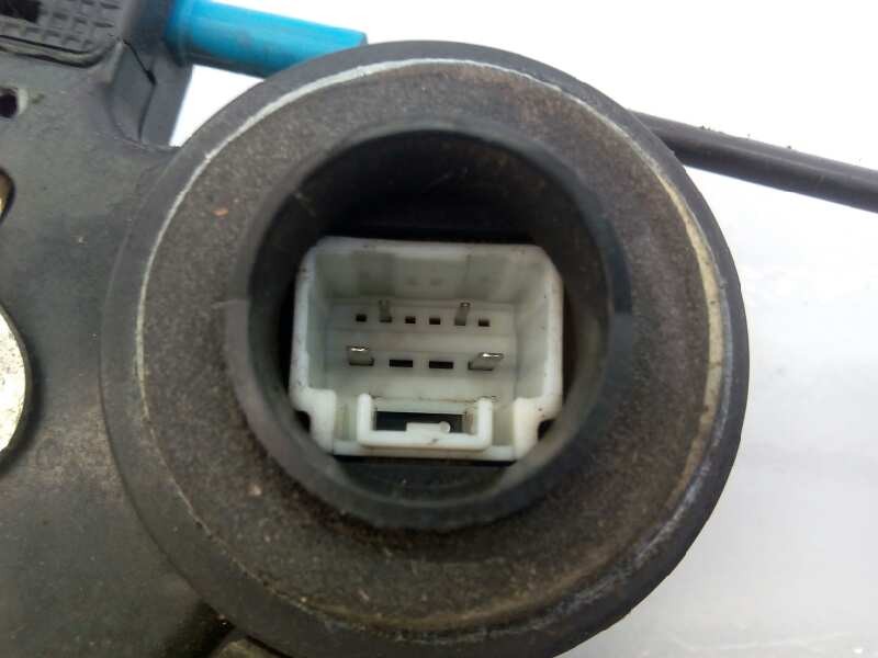 Recambio de cerradura puerta trasera derecha para toyota land cruiser (j12) 3.0 d4-d vxl referencia OEM IAM   E2-B4-5-2