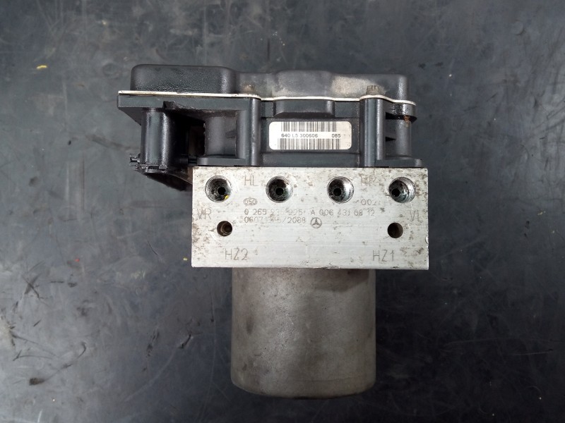 Recambio de abs para mercedes-benz clase a (w169) a 150 (169.031) referencia OEM IAM 0265950618 A0064310812 P3-A8-14-2