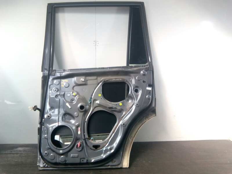 Recambio de puerta trasera derecha para toyota land cruiser (j12) 3.0 d4-d vxl referencia OEM IAM   E4-B3-6