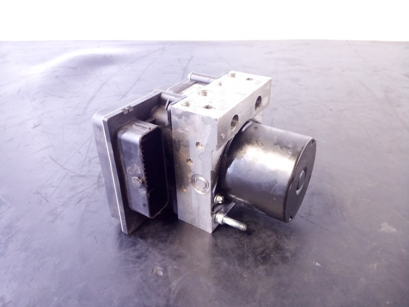 Recambio de abs para seat ibiza (6j5) reference referencia OEM IAM 6R0614517AD 0265239003 P3-A8-18-4