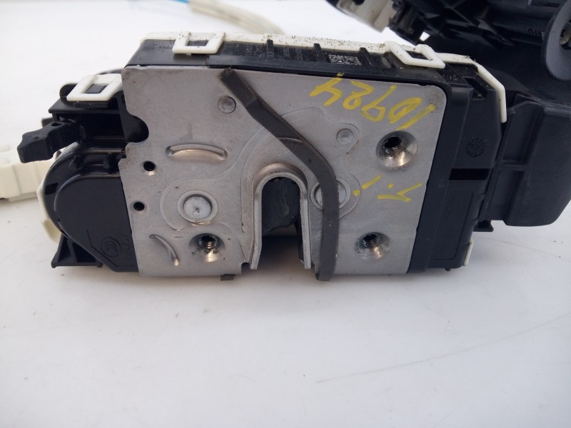 Recambio de cerradura puerta trasera izquierda para mercedes-benz clase b (w246) b 180 cdi be (246.200) referencia OEM IAM A2047