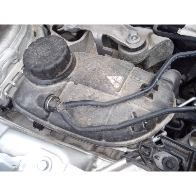 Recambio de deposito expansion para mercedes-benz clase b (w246) b 180 cdi be (246.200) referencia OEM IAM A0005840807  