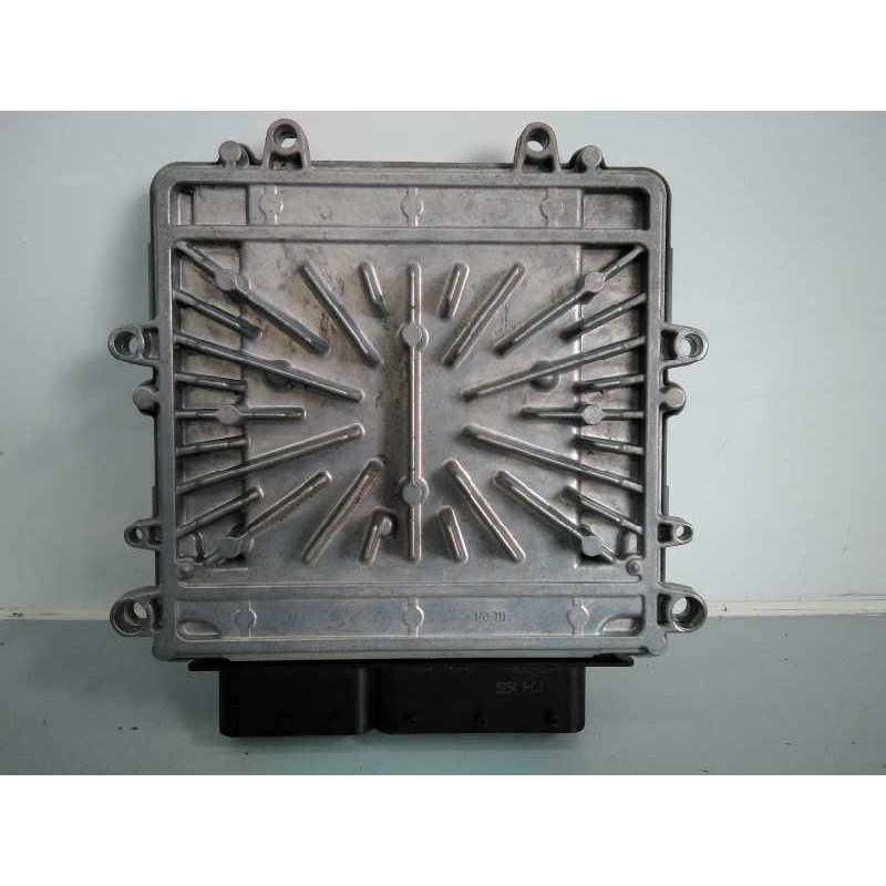 Recambio de centralita motor uce para volvo xc60 r-design momentum referencia OEM IAM 31336983 0281018414 E3-B5-48-3