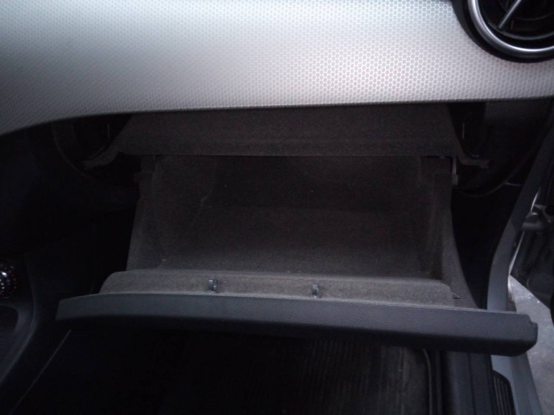 Recambio de guantera para mercedes-benz clase b (w246) b 180 cdi be (246.200) referencia OEM IAM   