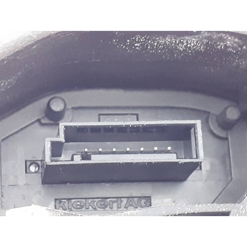 Recambio de cerradura puerta trasera derecha para bmw serie 5 berlina (e60) 525d referencia OEM IAM 7167070  E1-A3-4-1