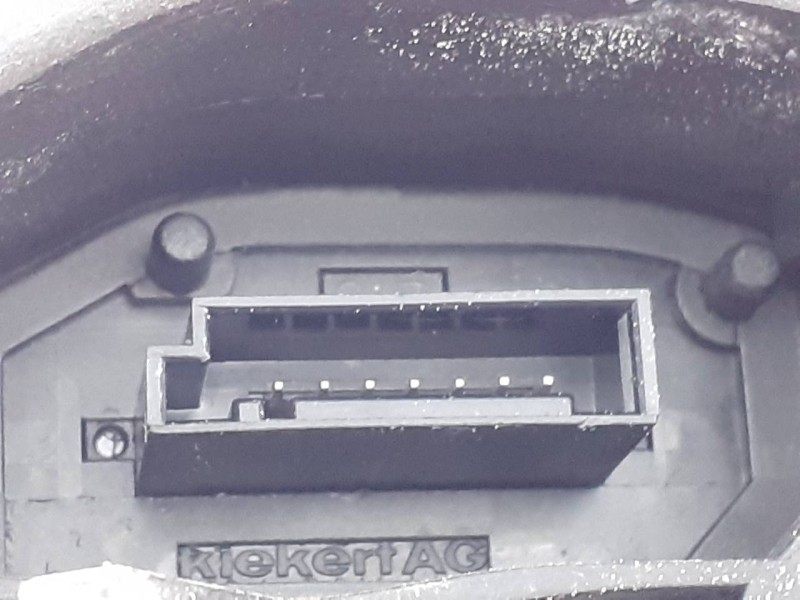 Recambio de cerradura puerta trasera derecha para bmw serie 5 berlina (e60) 525d referencia OEM IAM 7167070  E1-A3-4-1