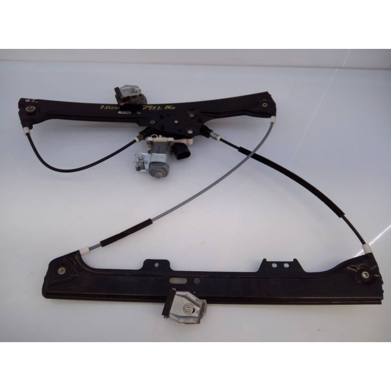 Recambio de elevalunas delantero derecho para bmw serie 5 berlina (e60) 525d referencia OEM IAM 7034352 7075668 E1-A3-12-2