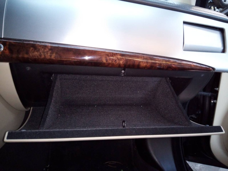 Recambio de guantera para jaguar xf 2.2 diesel referencia OEM IAM   