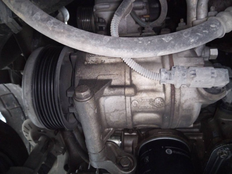 Recambio de compresor aire acondicionado para citroën c4 picasso feel referencia OEM IAM 9827552280  