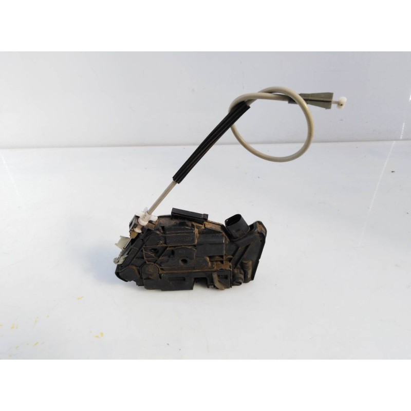 Recambio de cerradura puerta trasera derecha para seat ibiza (6j5) fr referencia OEM IAM 6J0839016F  E1-B6-4-4