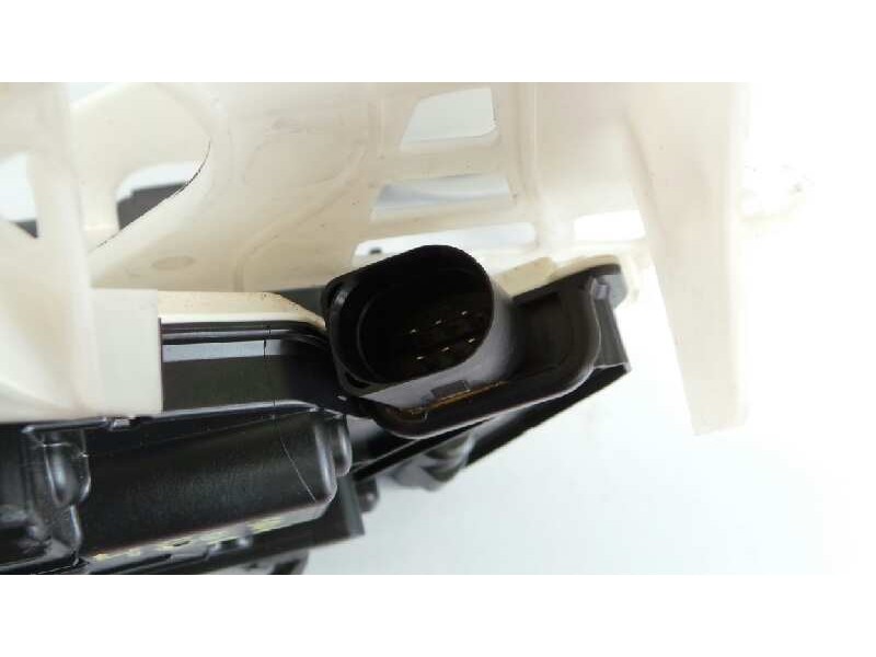 Recambio de cerradura puerta delantera derecha para volkswagen tiguan (5n2) t1 bluemotion referencia OEM IAM 5N1837016F  E1-B6-4