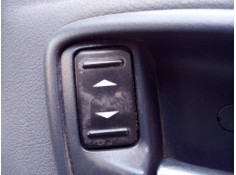 MANDO ELEVALUNAS DELANTERO DERECHO 