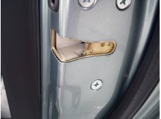 CERRADURA PUERTA TRASERA DERECHA 