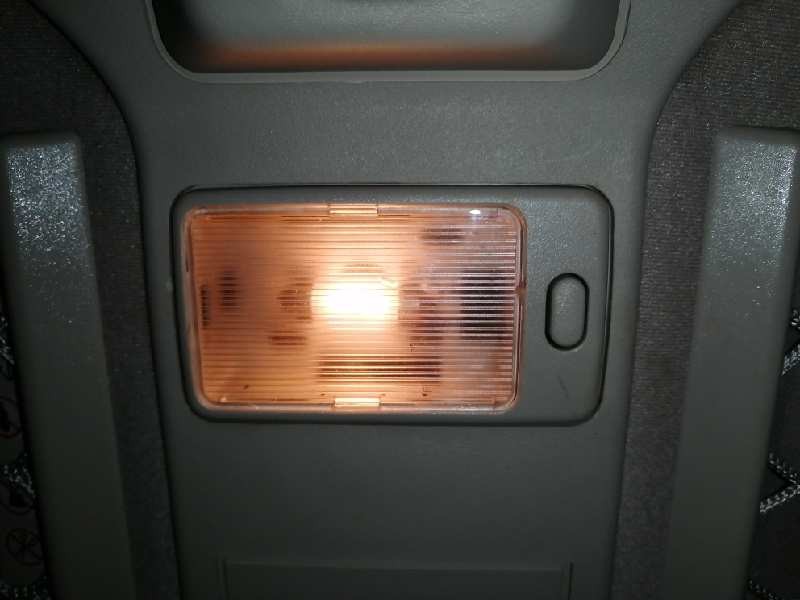 Recambio de luz interior para land rover discovery td5 e referencia OEM IAM   