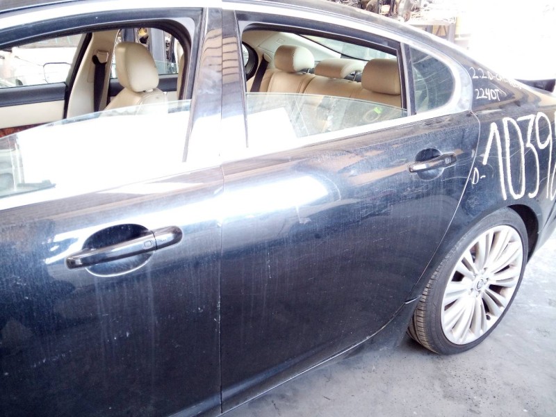 Recambio de puerta trasera izquierda para jaguar xf 2.2 diesel referencia OEM IAM   