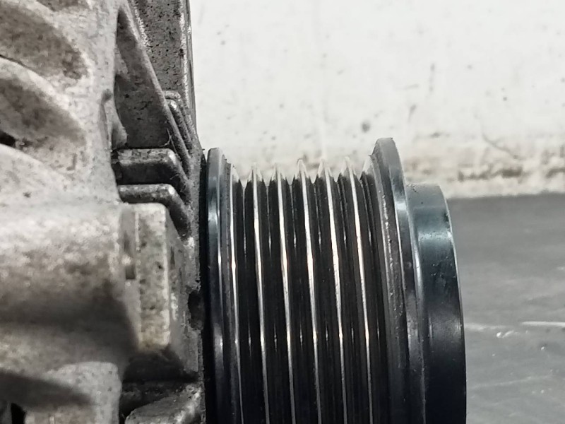 Recambio de alternador para jaguar xf 2.2 diesel referencia OEM IAM B13210300  P3-B5-8-1